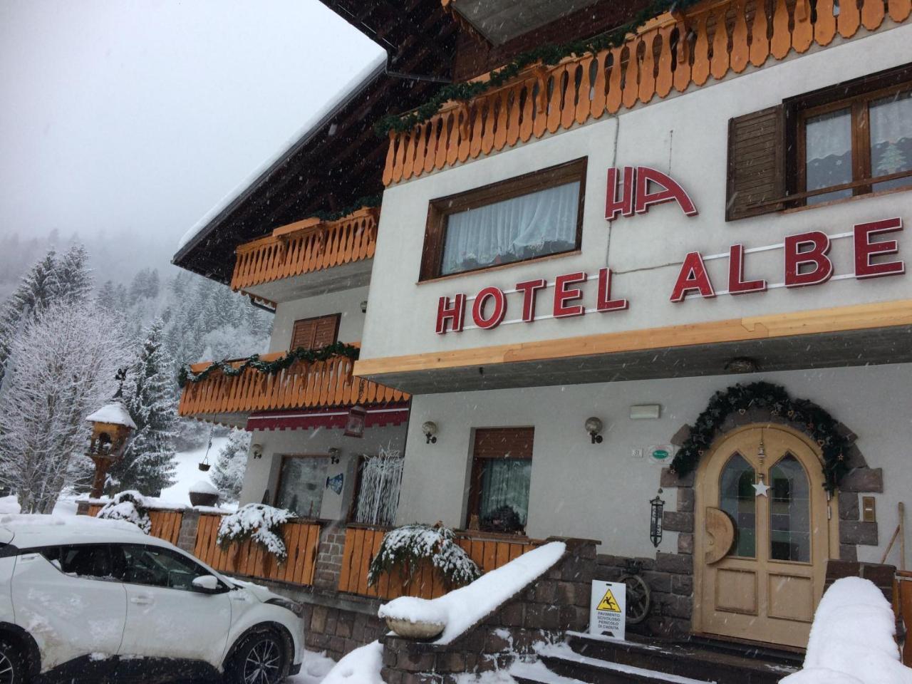 Hotel Albe روكا بييتوري المظهر الخارجي الصورة
